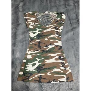 Joyce Leslie Camo Cut-Out Tee Shirt – Size S